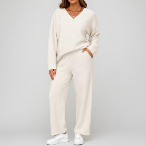 HelloMama™ Cozy Knit & Relaxed Pants Two-Piece Set