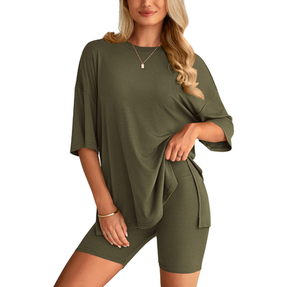 HelloMama™ Soft Tee & Flattering Shorts Two-Piece Set